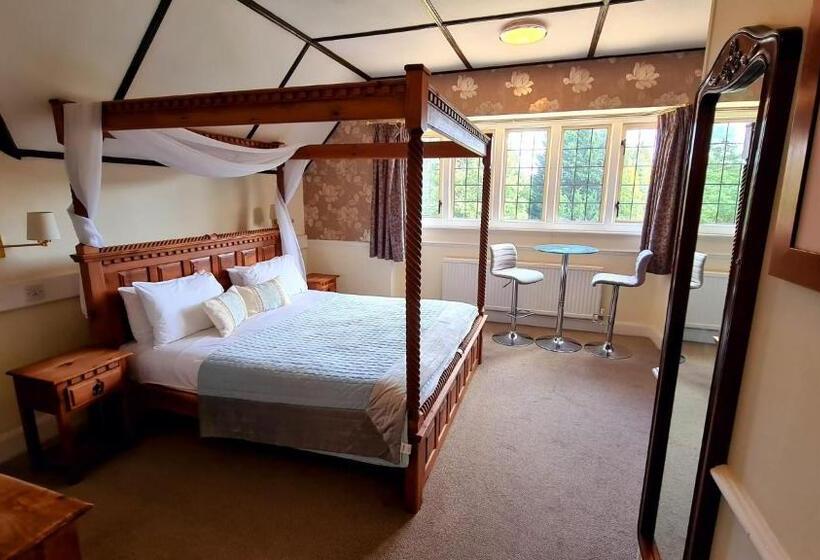 スタンダードルーム, Farnham House