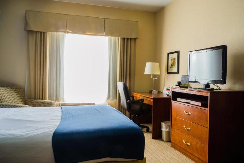 Стандартный Номер Кровать Кинг, Holiday Inn Express Hotel & Suites Acme Traverse City, An Ihg