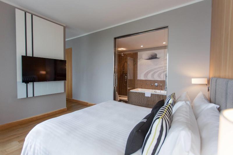 Suite met Kingsize Bed, Sopot Marriott Resort & Spa