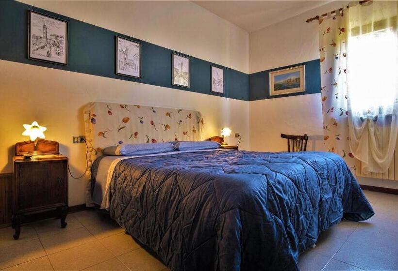 اتاق استاندارد سه تخته با سرویس بهداشتی مشترک, B&b La Mia Oasi