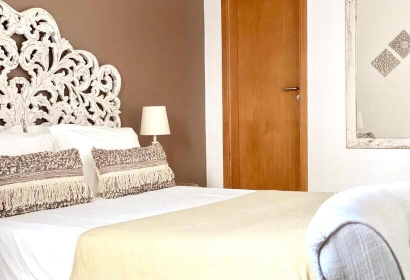 اتاق لوکس, Pátio Abílio Guest House