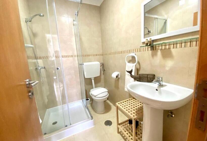 اتاق استاندارد با بالکن, Pátio Abílio Guest House