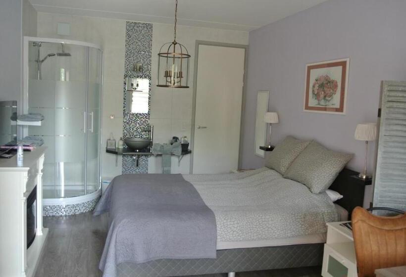 Номер Стандарт, B&b Von Clermont Park