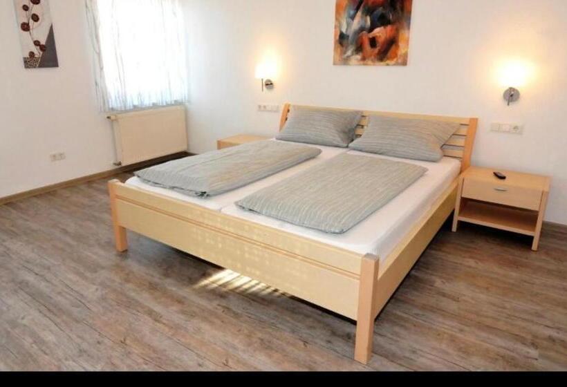 Апартаменты 2 Спальни, Apartments Sunny Place