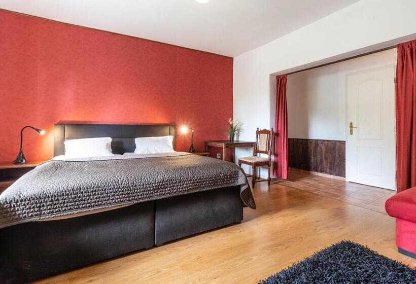 자쿠지 스위트, Apartmány Jedovnice