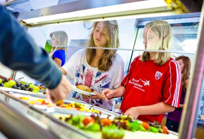 Семейный Номер Совместный Санузел, Youth Hostel Würzburg
