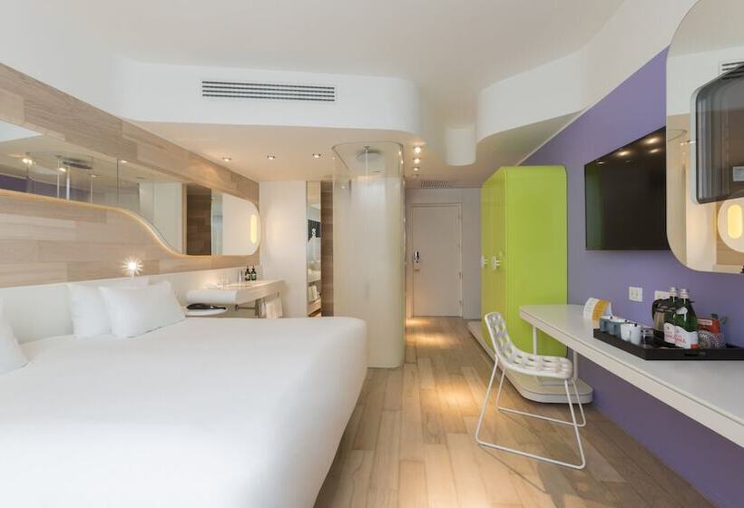 StandaardKamer, Voco Milan Fiere, An Ihg