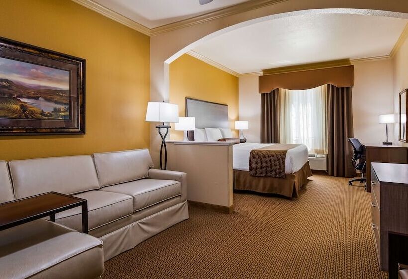 스위트, Best Western Plus Crown Colony Inn & Suites