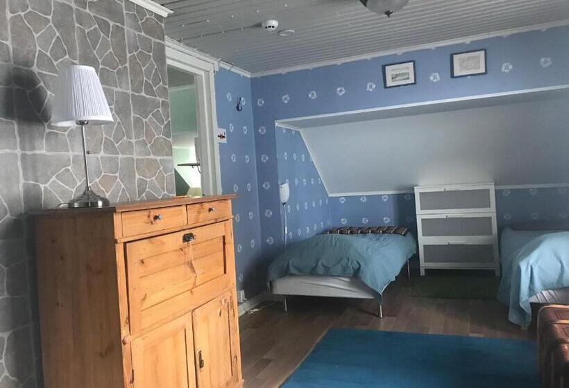 Номер Стандарт Четырехместный Совместный Санузел, Box Bed & Breakfast