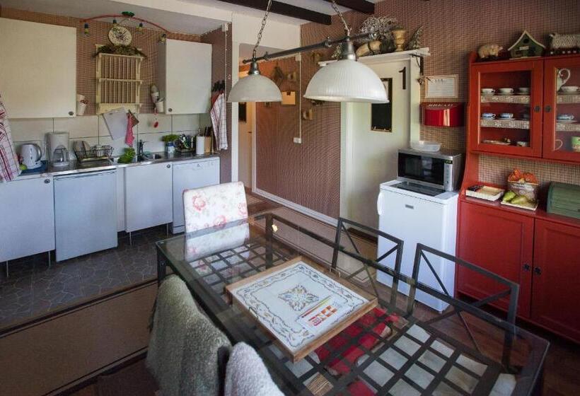 Номер Стандарт Совместная Ванная, Box Bed & Breakfast