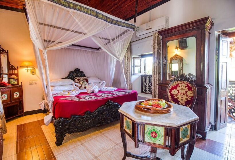 Номер Стандарт Вид на Море с Балконом, Tembo House