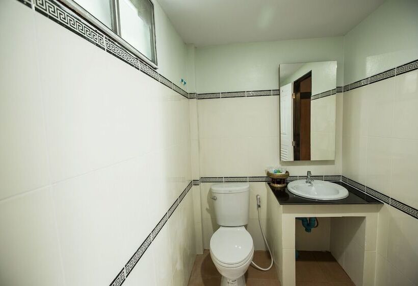 デラックストリプルルーム, Phi Phi Andaman Beach Resort