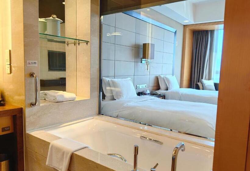 Номер Стандарт Вид на Реку, Crowne Plaza Yichang, An Ihg