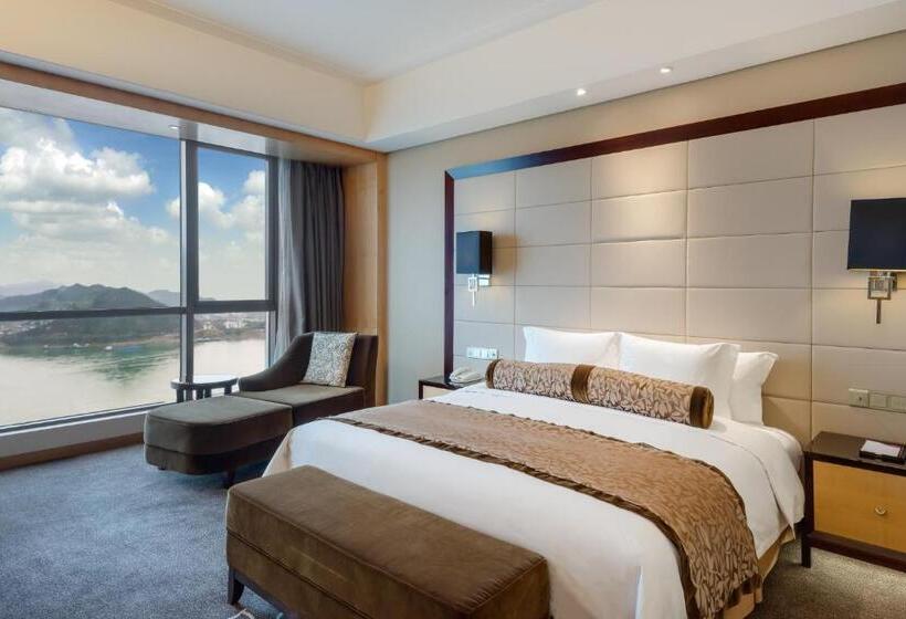高级大房间, Crowne Plaza Yichang, An Ihg