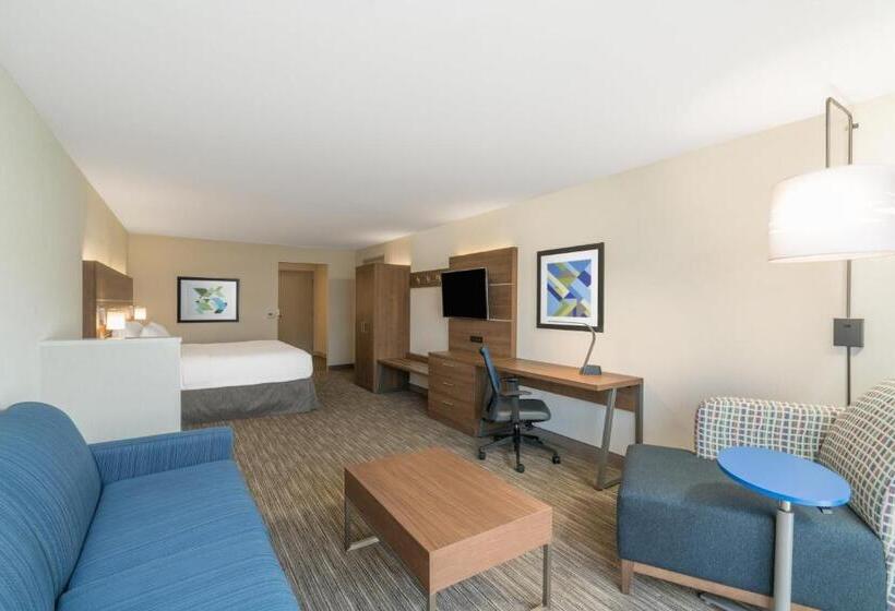 스위트 킹사이즈 침대, Holiday Inn Express Radcliff Fort Knox, An Ihg