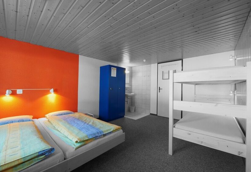 Номер Стандарт Четырехместный Совместный Санузел, Eiger Lodge Easy