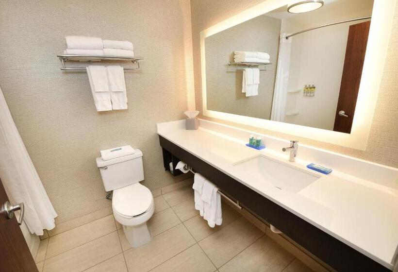 适合残疾人使用的标准间, Holiday Inn Express Hotel & Suites Grand Forks, An Ihg