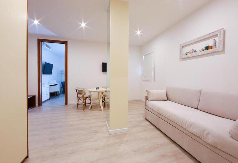 Family Suite, Bauer & Sporting