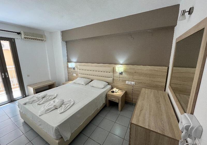 Апартаменты 1 Спальня, Acropolis Apartments