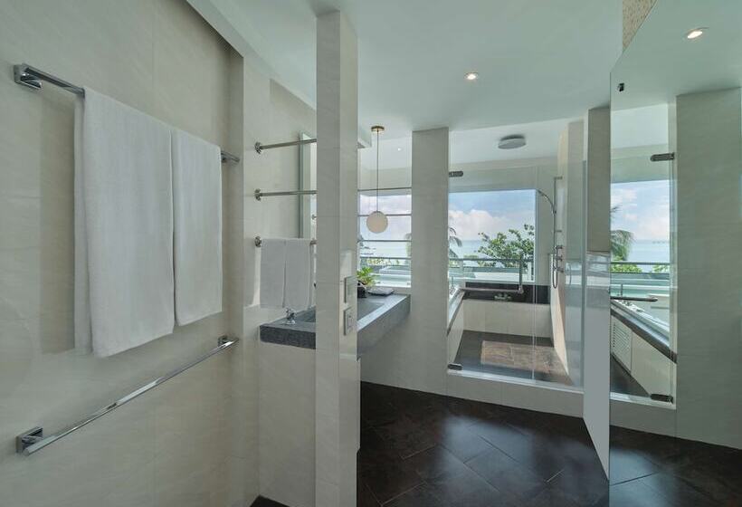 سوییت سوپریور با چشم‌انداز دریا, Homm Bliss Southbeach Patong