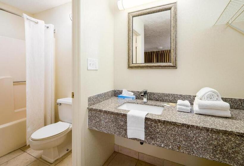 Номер Стандарт, Americana Inn A Travelodge By Wyndham
