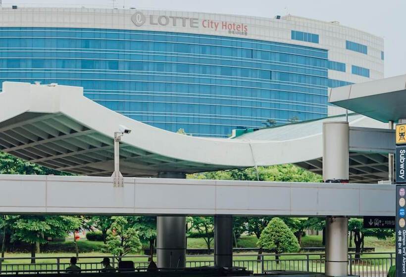 Номер Deluxe с Видом, Lotte City Hotel Gimpo Airport