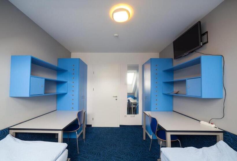 آپارتمان 1 خوابه, Hostel Pekarna