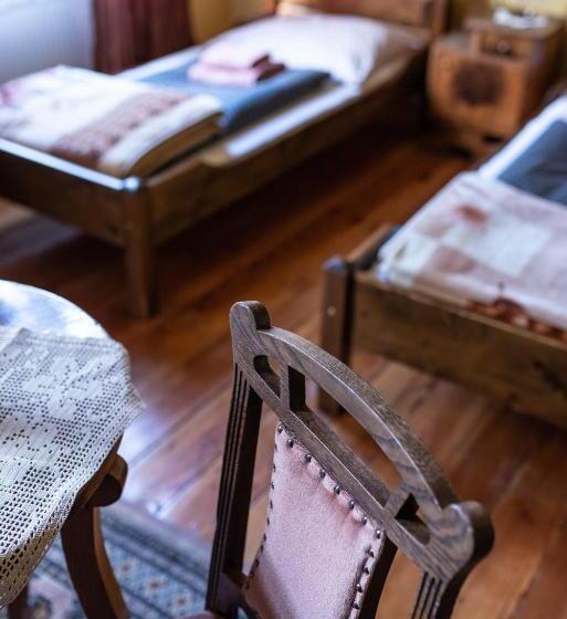 Номер Стандарт Трехместный, Hostel, Pokoje Gościnne Mleczarnia   Ozonowane
