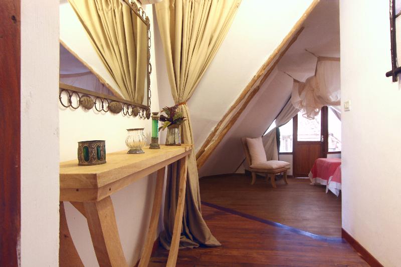 Трехместный Номер Комфорт, Villa Kiva Boutique Hotel