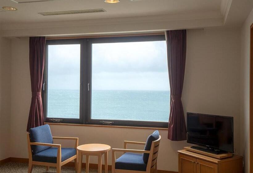 חדר משפחתי נוף לים, The Hotel Yakushima Ocean & Forest