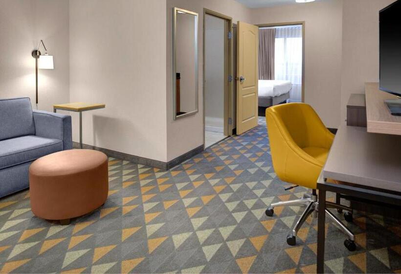 Люкс Кровать Кинг, Holiday Inn Hotel & Suites Lima, An Ihg