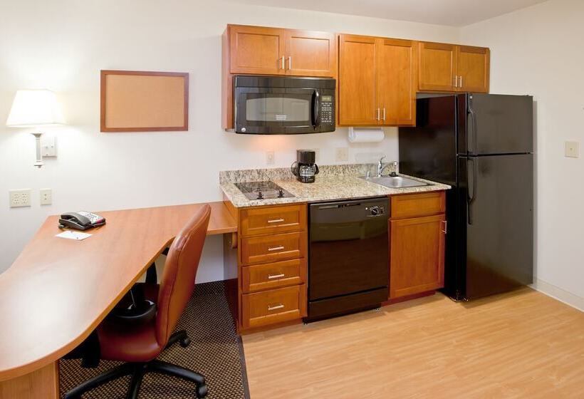 Люкс, Candlewood Suites Radcliff   Fort Knox, An Ihg