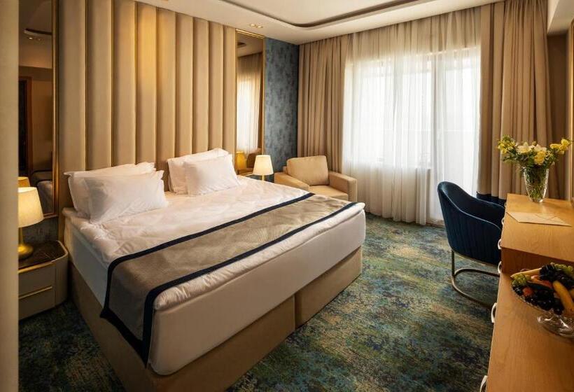 Апартаменты Deluxe 1 Спальня Вид на Море, Admiral Hotel   Ultra All Inclusive & Private Beach