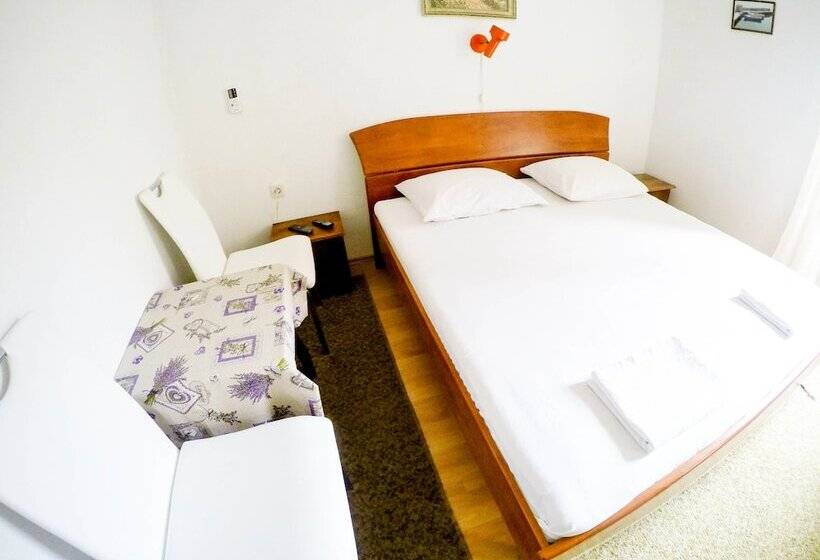 Номер Стандарт, Accommodation Old Town Vitaic