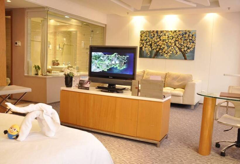 Номер бизнес-класса, The Brigh Radiance Hotel Weihai