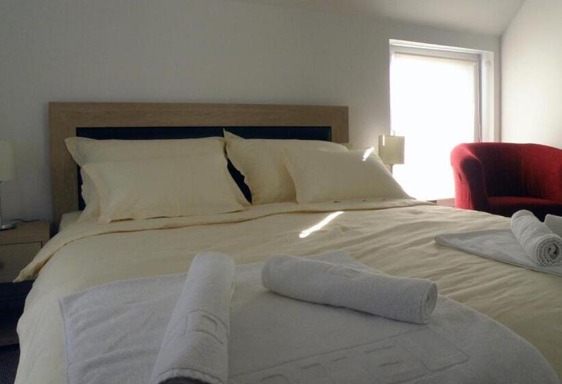 سوییت, Garni Hotel Biser