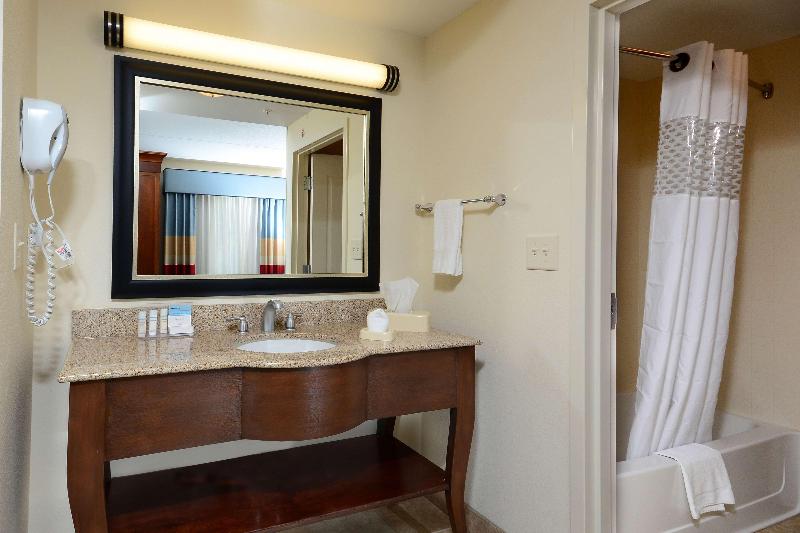 Standardzimmer Kingsize Bett, Hampton Inn & Suites Durham/north I85