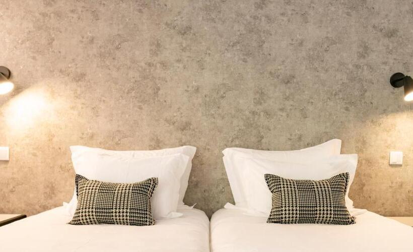 Номер Стандарт Трехместный, D. Afonso Hotel & Spa