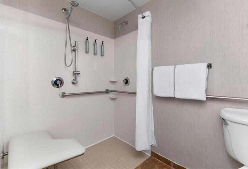 Люкс 2 Спальни, Residence Inn Neptune At Gateway Center
