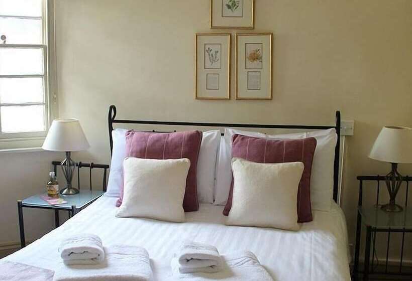 Номер Стандарт, Royal Oak Inn