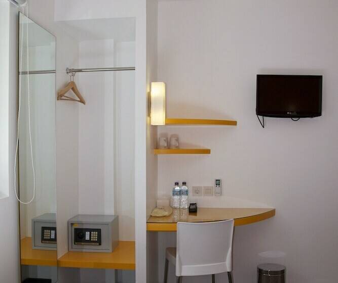اتاق استاندارد, Amaris Hotel Ambon