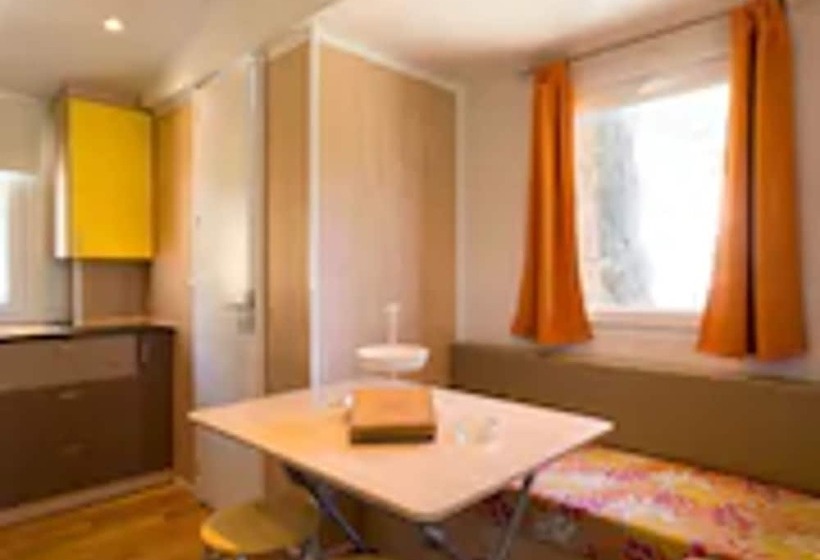 带2个卧室的标准洋房, Camping Bungalows El Far
