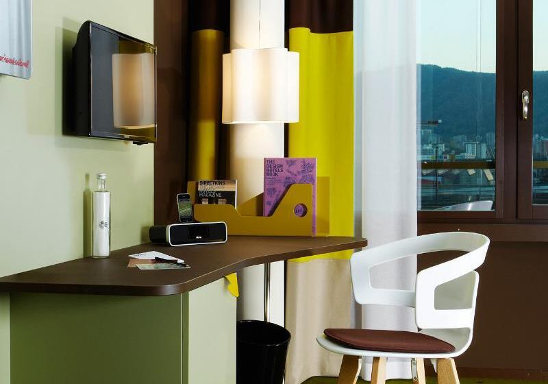 اتاق استاندارد با تخت‌های تاشو, 25hours Hotel Zürich West