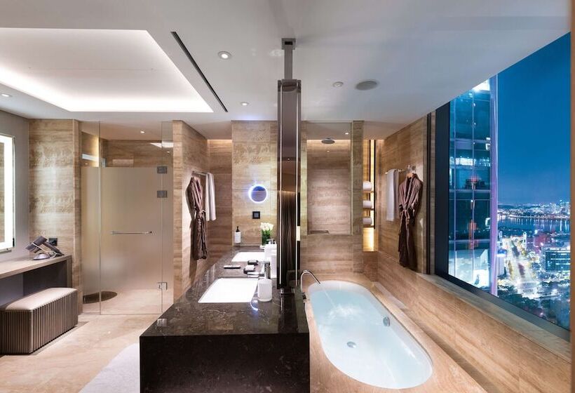 이그제큐티브 스위트 킹침대, Conrad Seoul