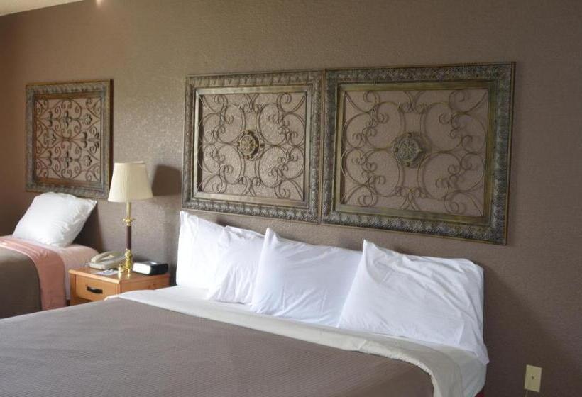 Номер Стандарт Кровать Кинг Адаптированный для Инвалидов, Boarders Inn And Suites By Cobblestone Hotels   Fayette