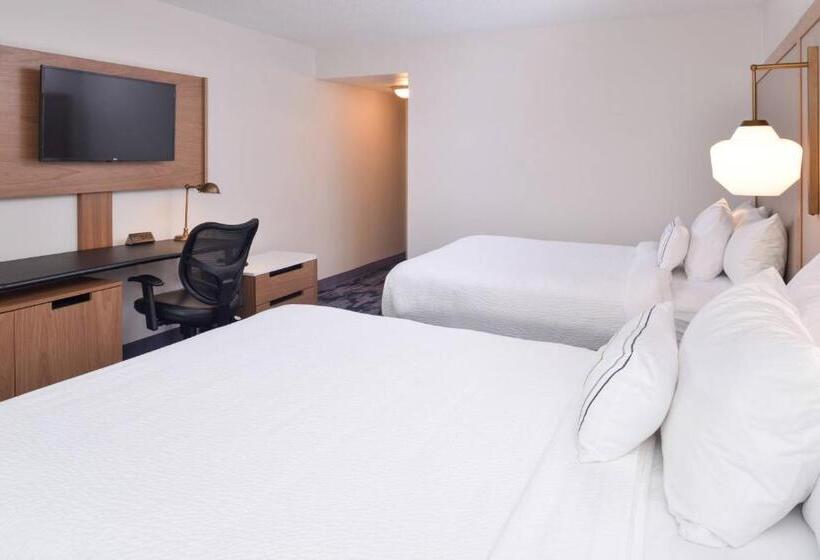 Номер Стандарт, Fairfield Inn & Suites By Marriott Pittsburgh New Stanton