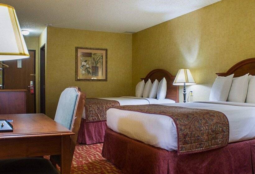 带2个双人床的标准工作室, Rodeway Inn Columbia Mall Loop