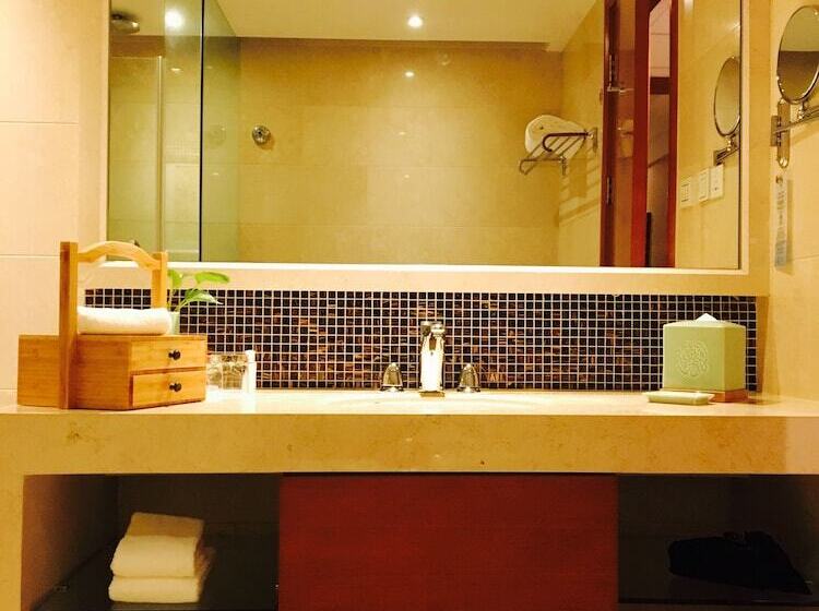 Номер Executive, Grand New Century Hotel Ninghai Jinhai