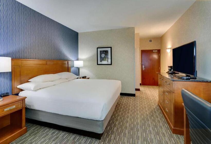 Номер Superior Кровать Кинг, Drury Inn & Suites Sikeston