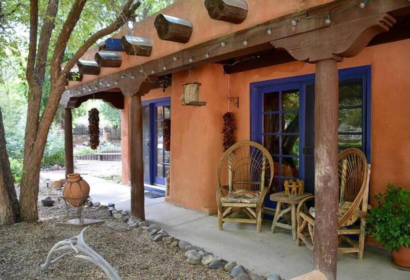 Люкс Повышенной Комфортности, Adobe And Pines Inn Bed And Breakfast